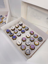 Load image into Gallery viewer, International Women’s Day Cupcakes