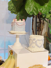 Load image into Gallery viewer, Mini Cakes

