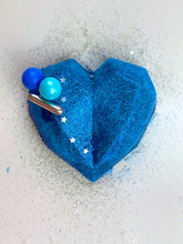 Load image into Gallery viewer, blue custom cake heart truffle
